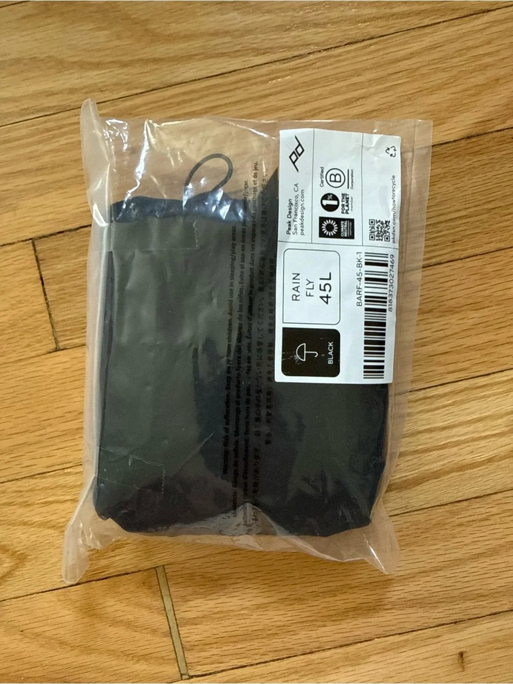 NWT: Peak Design RAIN FLY 45L size, Black, waterproof Outdoor backpack cover